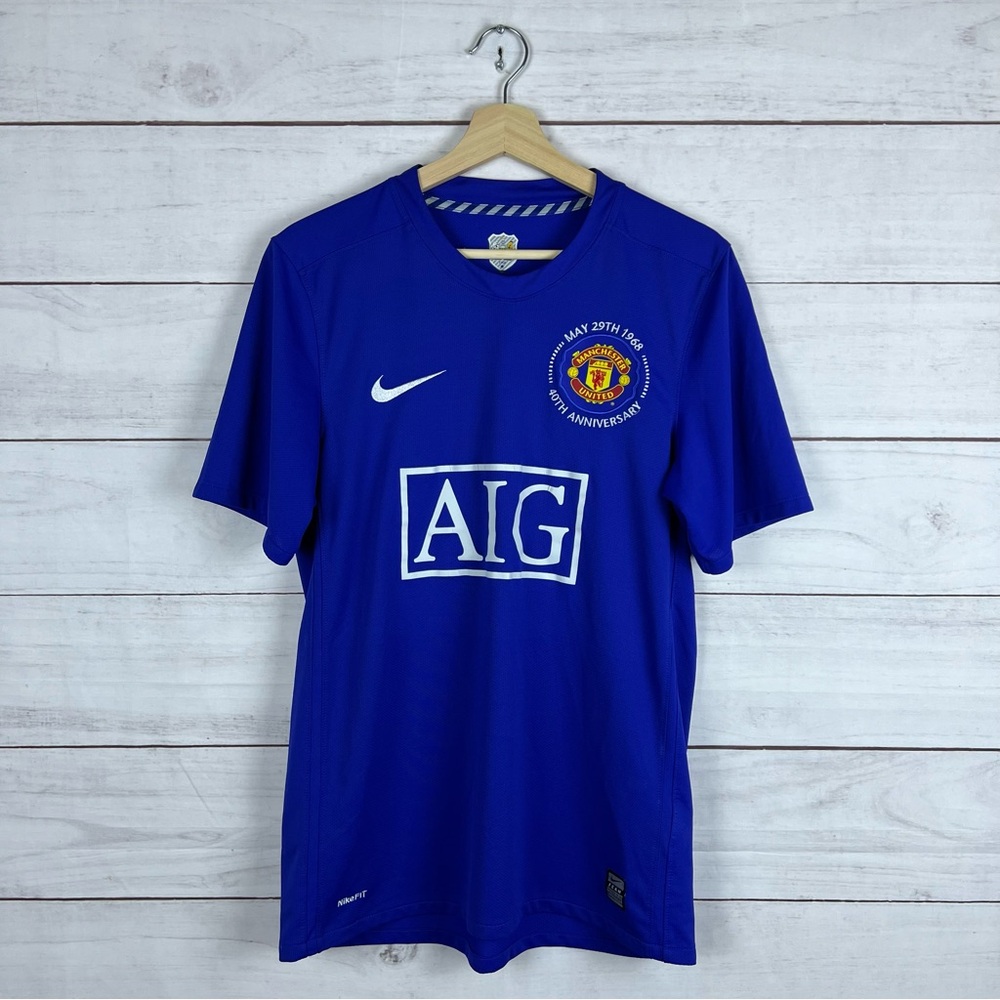Vintage Manchester United Nike Soccer Jersey Medium